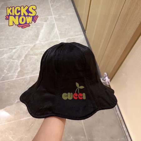 Gucci Jumbo Bucket Hat