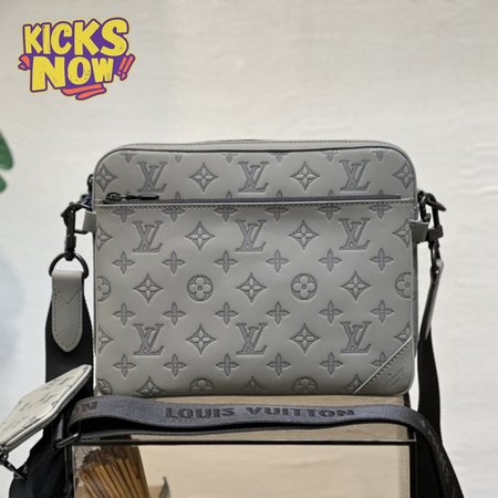 trio messenger bag m46603