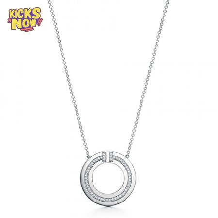 Tiffany T Diamond Circle Pendant in 18k Rose Gold