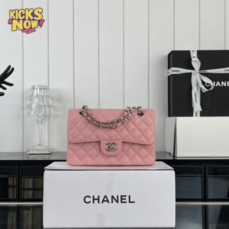 Chanel Vintage Classic Double Flap Bag Quilted Caviar Medium