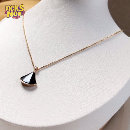 Bvlgari Divas Dream Necklace Onyx