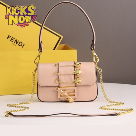 Fendi Baguette 8948