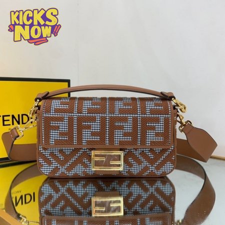 Fendi Baguette