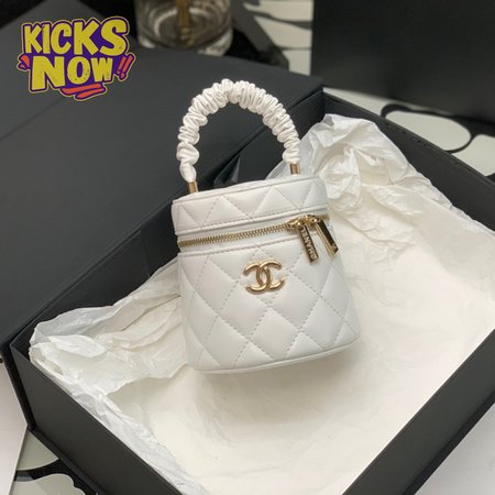 Chanel Bucket Bag 2729