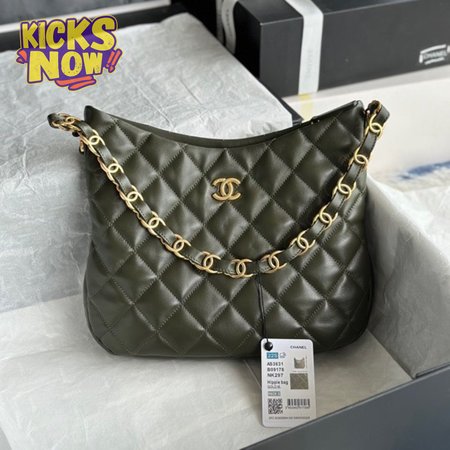 Chanel Hobo AS3631
