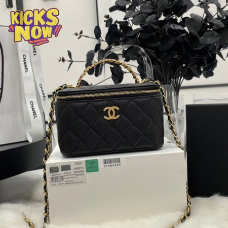 Chanel Vanity Case A68070